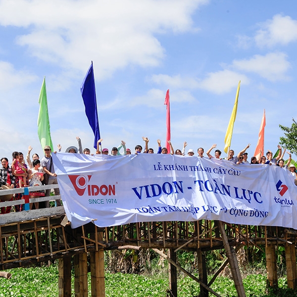 Cây Cầu Giao Thông Nông Thôn (Đồng Tháp)